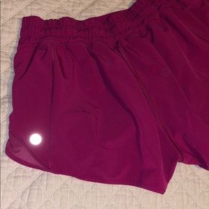 Lululemon hotty hot shorts, HOT PINK